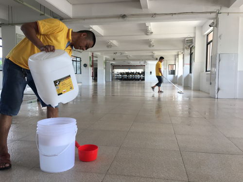 Q8地面瓷磚防滑劑 高效安全的使用方法與專業技術咨詢指南